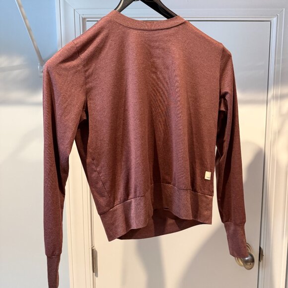 Vuori Tops - Vuori Women's Long Sleeve Crew - XS